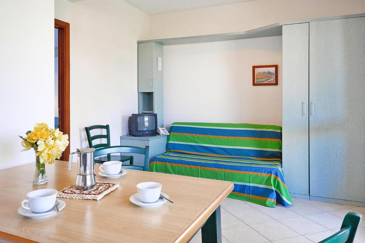 Apartment La Cecinella In Cecina Mare มารินา ดิ เชชินา ภายนอก รูปภาพ
