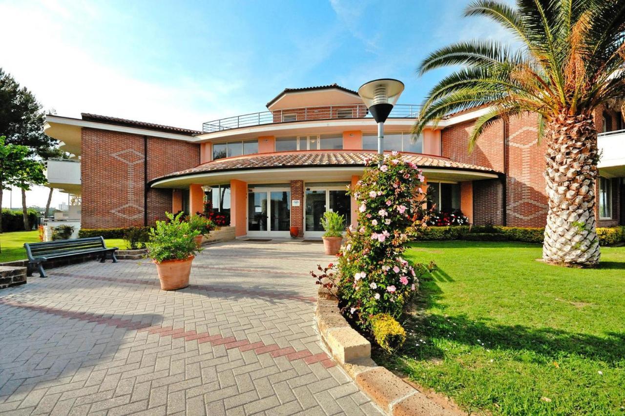 Apartment La Cecinella In Cecina Mare มารินา ดิ เชชินา ภายนอก รูปภาพ